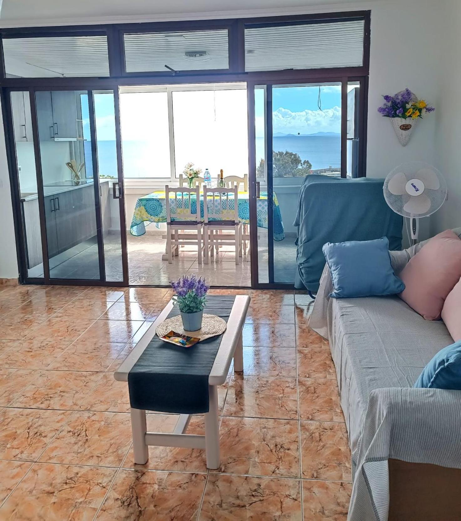 Wonderful Sea View Apartment In Puerto Del Carmen Пуерто дел Кармен Екстериор снимка